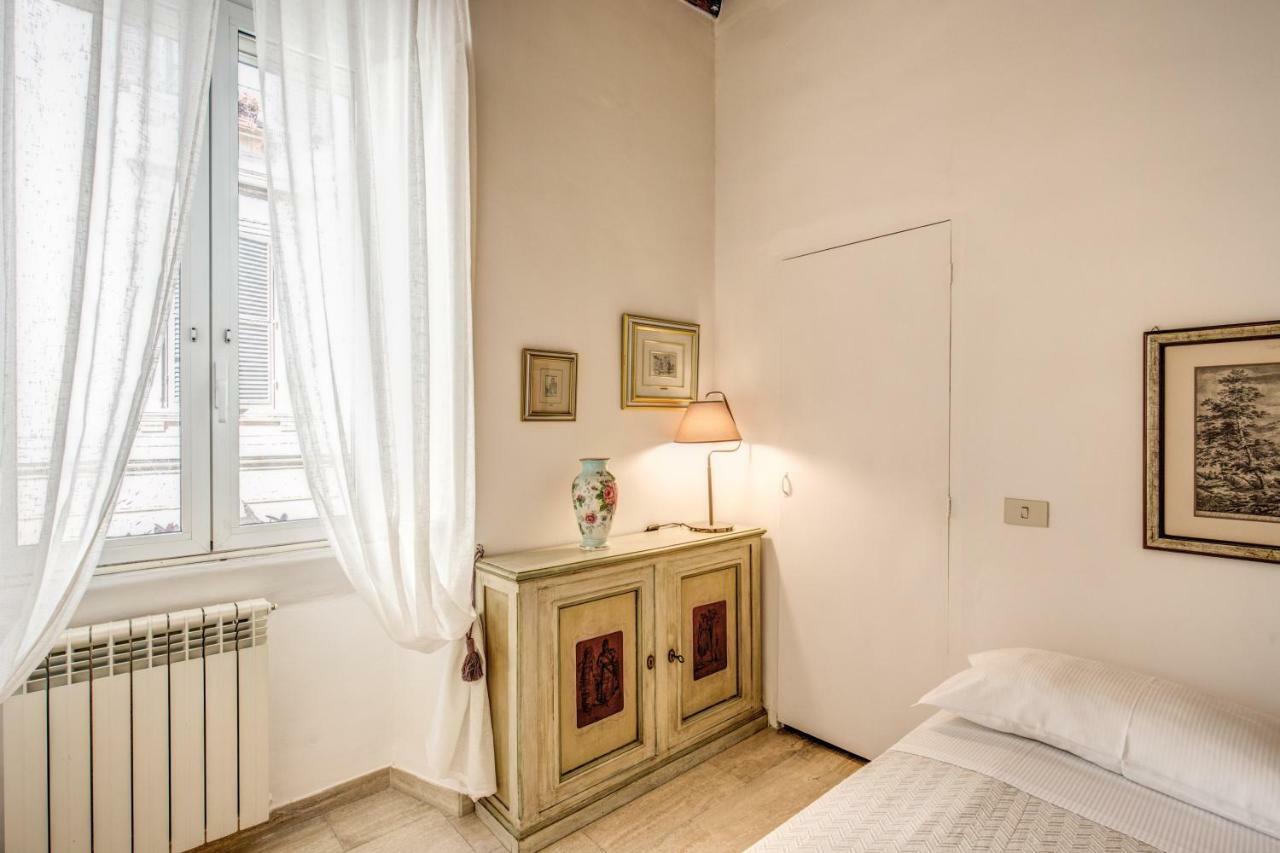 Guesthouse O Affittacamere Casa Fienaroli 2 Róma Kültér fotó