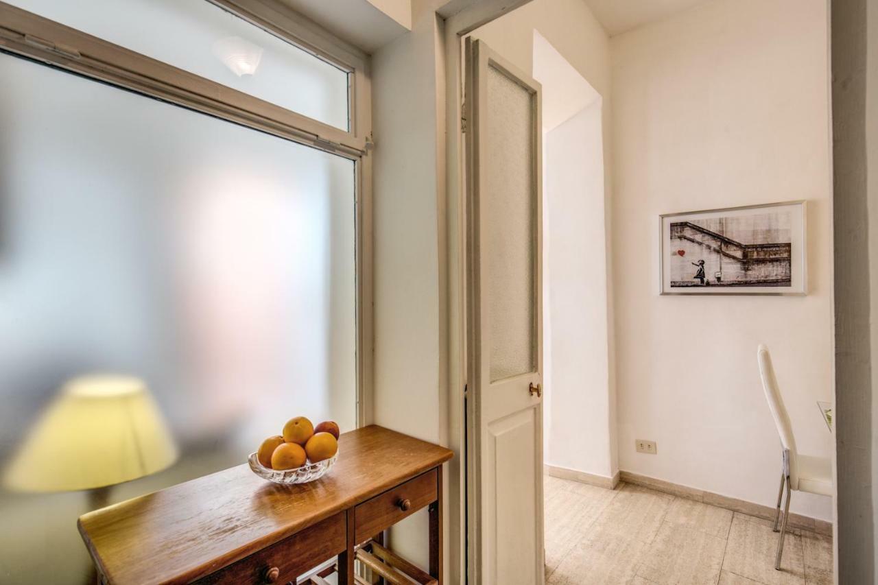 Guesthouse O Affittacamere Casa Fienaroli 2 Róma Kültér fotó